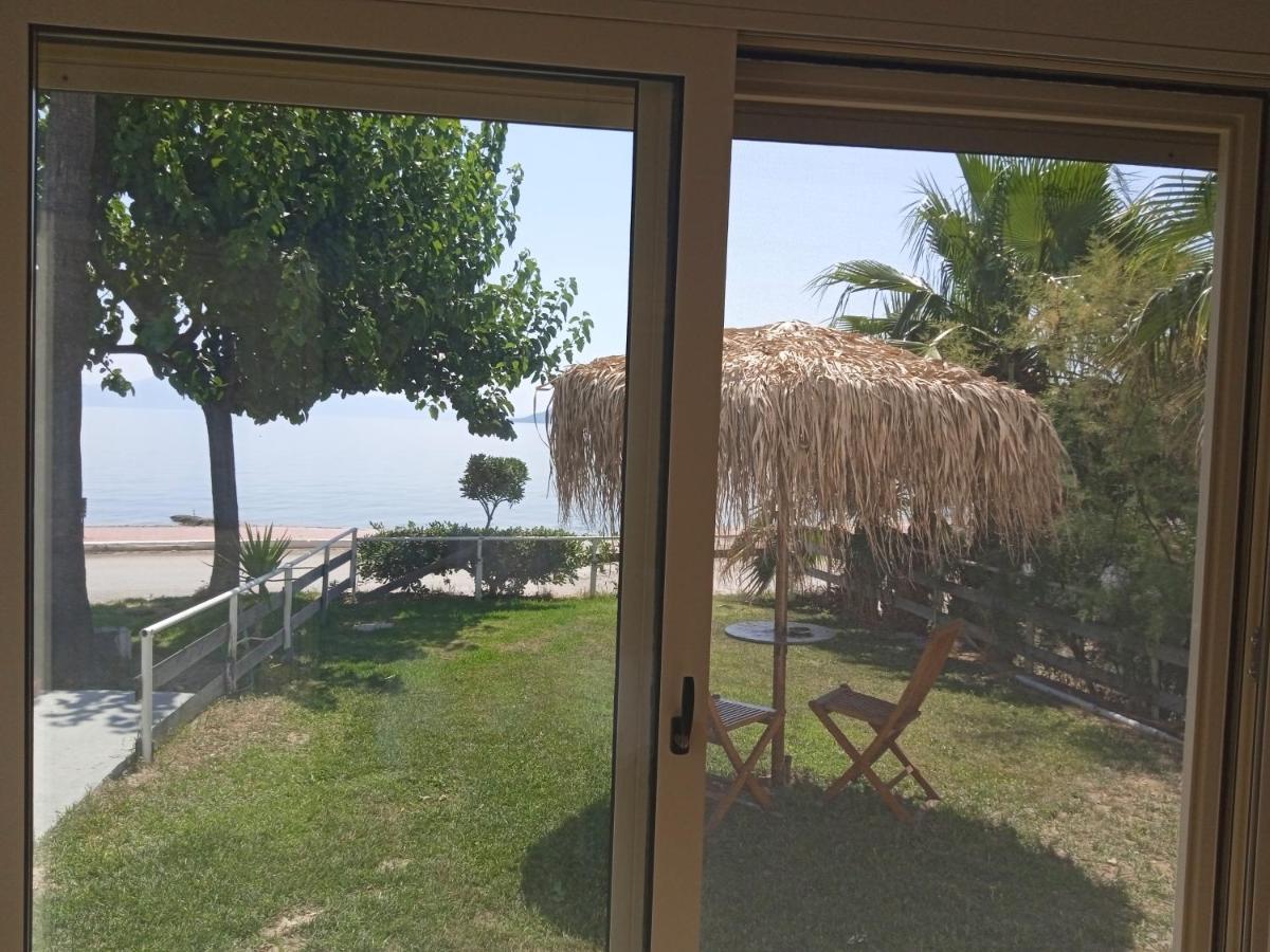 Evoikos Beach & Resort Livanátai Екстериор снимка