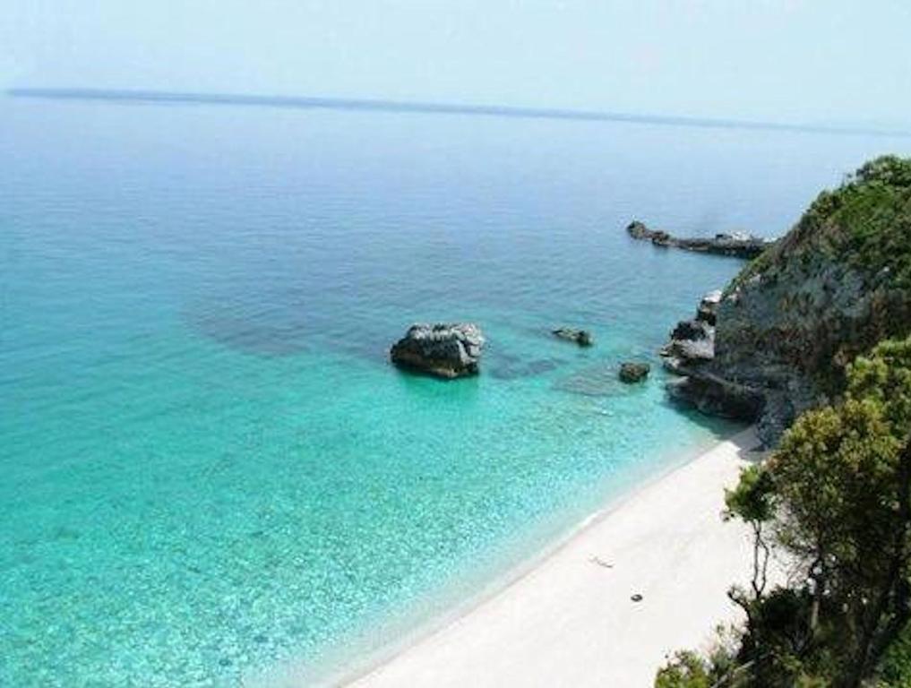 Evoikos Beach & Resort Livanátai Екстериор снимка