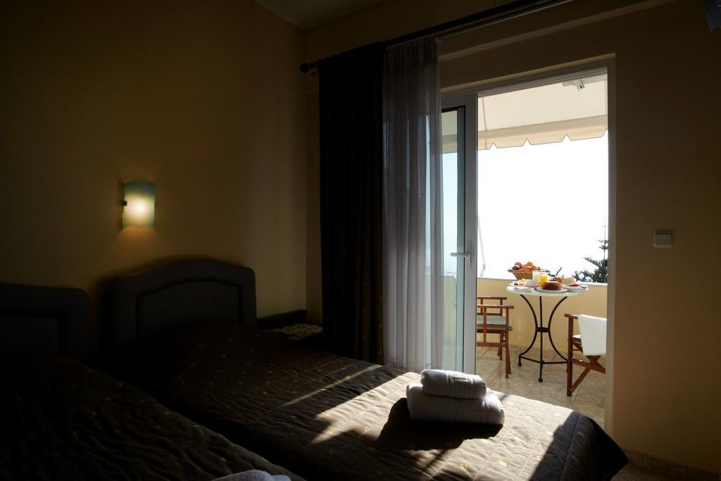 Evoikos Beach & Resort Livanátai Екстериор снимка