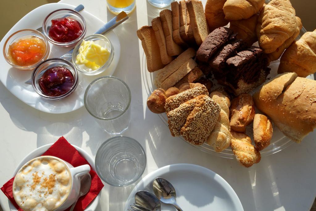 Evoikos Beach & Resort Livanátai Екстериор снимка