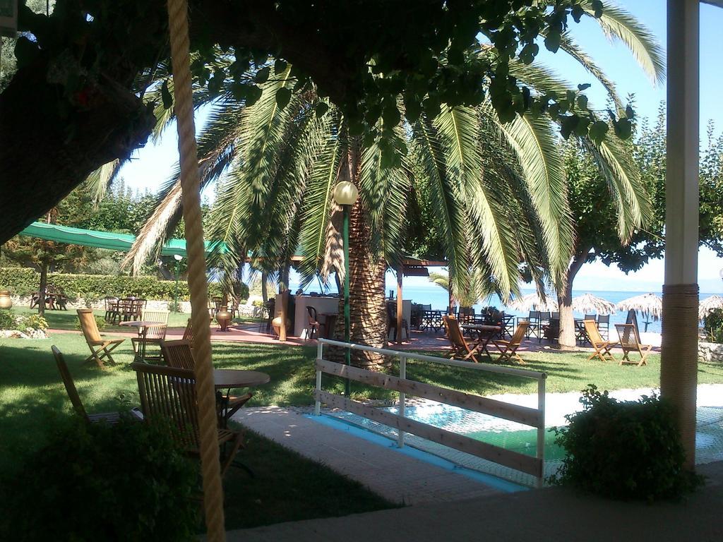 Evoikos Beach & Resort Livanátai Екстериор снимка