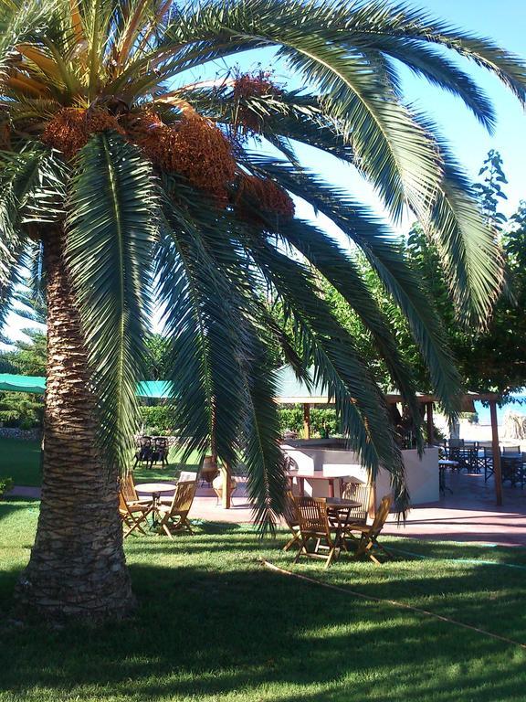 Evoikos Beach & Resort Livanátai Екстериор снимка